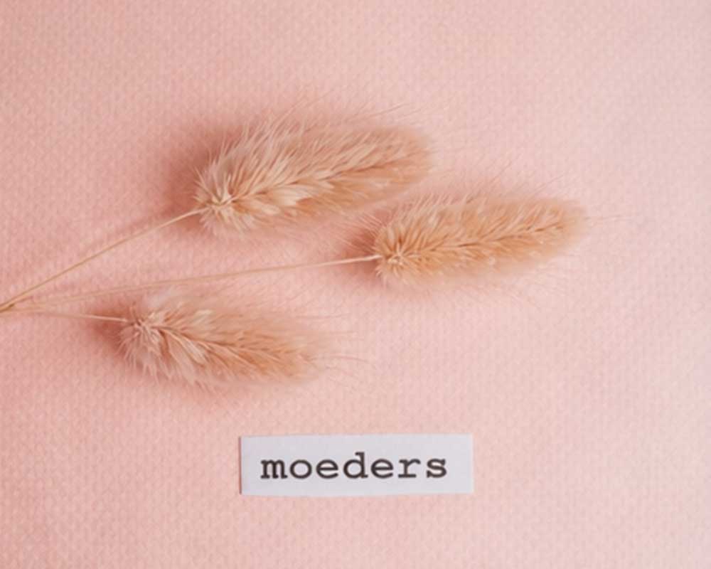 Moeders Linda Wijkstra